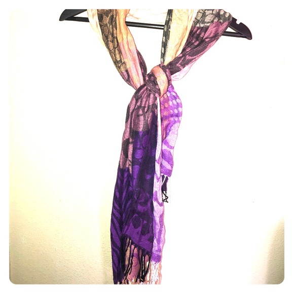 New Coach Signature Scarf - Picture 1 of 4